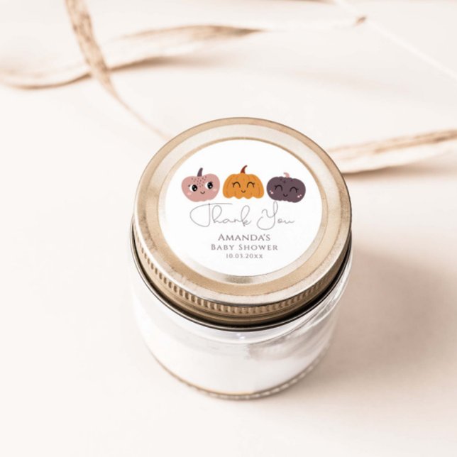 Little Pumpkin Modern Baby Dusche Runder Aufkleber (Von Creator hochgeladen)