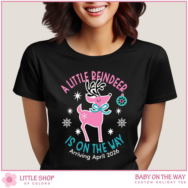 Little Reindeer on the Way Pregnancy Announcement T-Shirt (Von Creator hochgeladen)