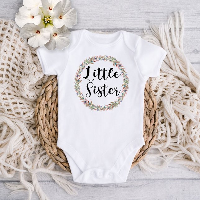 Little Sister Floral Wreath Baby Strampler (Von Creator hochgeladen)