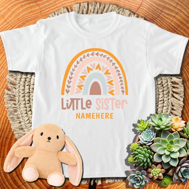 Little Sister Personalisiert Name Niedlich Rainbow T-Shirt (Von Creator hochgeladen)