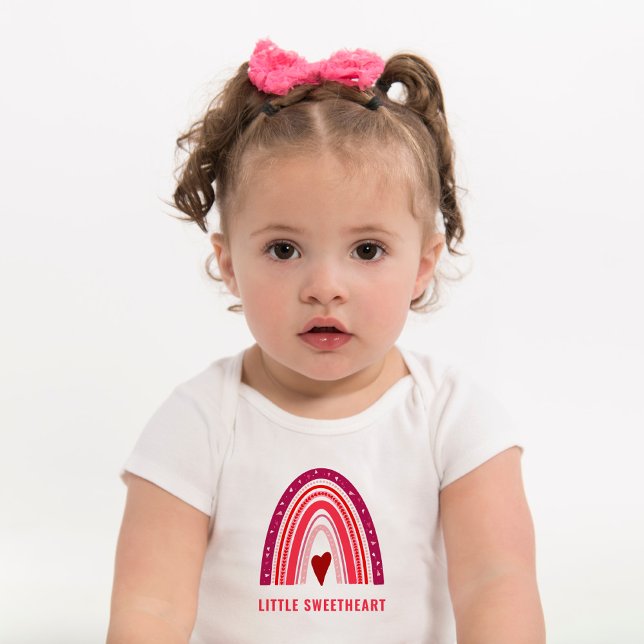 Little Sweetheart Boho Rainbow Valentine Baby Strampler (Von Creator hochgeladen)