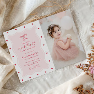 Little Sweetheart Valentine Bow 1st Birthday Photo Einladung