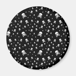 Littles Weiße Piratenschädel auf schwarzem Hinterg Magnet