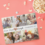 Live Liebe & Lachen Moderne Familienfotografie Col<br><div class="desc">Ein unvergessliches und personalisiertes Familienjigsaw-Puzzle,  um Ihre speziellen Erinnerungen zu zeigen und zu schätzen. Unser Design zeichnet sich durch ein einfaches Zusammenspiel von Foto und 5 Foto Design aus. Live,  Liebe & Laugh ist in einem Schriftart mit Pinselskripten entworfen. Personalisieren Sie Ihre persönlichen Daten mit dem Namen Ihrer Familie.</div>