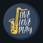 Live-Liebe Saxophone Player Jazz Music Lover Magnet<br><div class="desc">Vintages Retroorchester- und Jazzmusikfan-Design für Geige- und Saxophonspieler in einer Musikband oder Symphonie. Coole klassische Jazzartikel für Saxophonisten,  Violinisten,  Musiker und Künstler. Ein lustiger und humorvoller Musikpun für Geige- und Saxophonlehrer,  Orchesterfan und diejenigen,  die nur Liebe spielen. Große Souvenirs,  Weihnachtsgeschenk und Geburtstagsgeschenk für Familien und Freunde.</div>