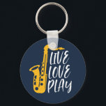 Live-Liebe Saxophone Player Jazz Music Lover Schlüsselanhänger<br><div class="desc">Vintages Retroorchester- und Jazzmusikfan-Design für Geige- und Saxophonspieler in einer Musikband oder Symphonie. Coole klassische Jazzartikel für Saxophonisten,  Violinisten,  Musiker und Künstler. Ein lustiger und humorvoller Musikpun für Geige- und Saxophonlehrer,  Orchesterfan und diejenigen,  die nur Liebe spielen. Große Souvenirs,  Weihnachtsgeschenk und Geburtstagsgeschenk für Familien und Freunde.</div>