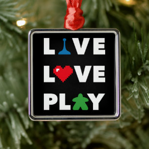 Live, Liebe, Wiedergabe von White Text Metal Ornament Aus Metall