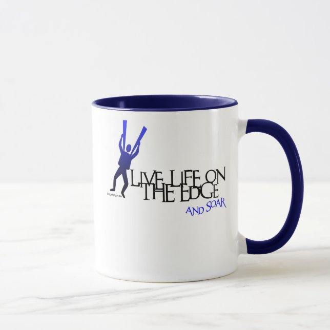 LIVEleben AUF DEM EDGE-AND STEIGEN AN Tasse (Rechts)