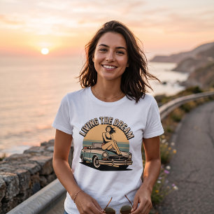 Living the Dream Retro Auto Sonnenuntergang Tee