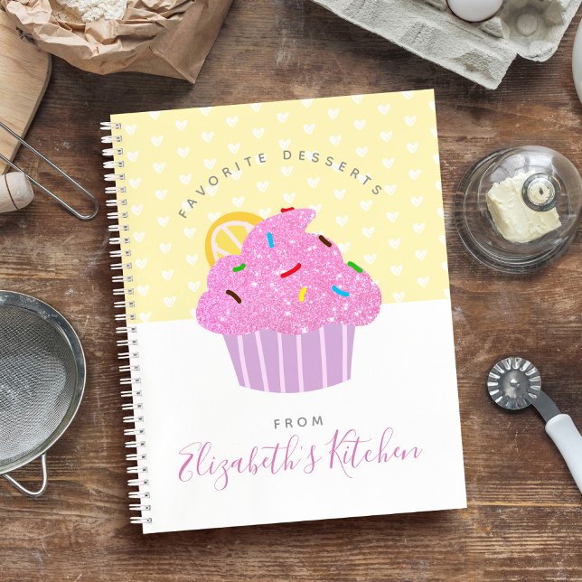 Livre de recettes de cupcake jaune coeur moderne d (Créateur téléchargé)