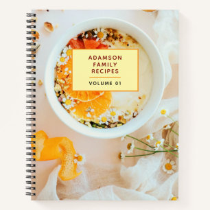 Livre de recettes personnalisé. avec Nom. Famille