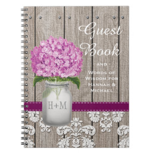 Livre d'invité décoré d'un monogramme d'hortensia