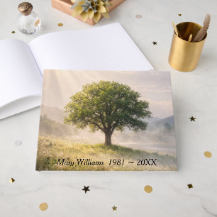 Livre D'or Service commémoratif Arbre solitaire dans la brume