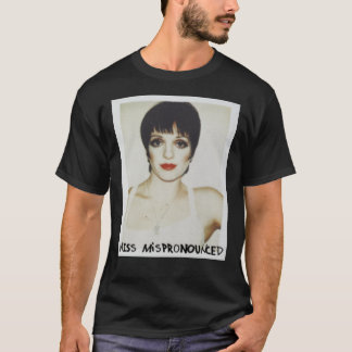 Liza mit einem Z-klassischen T - Shirt