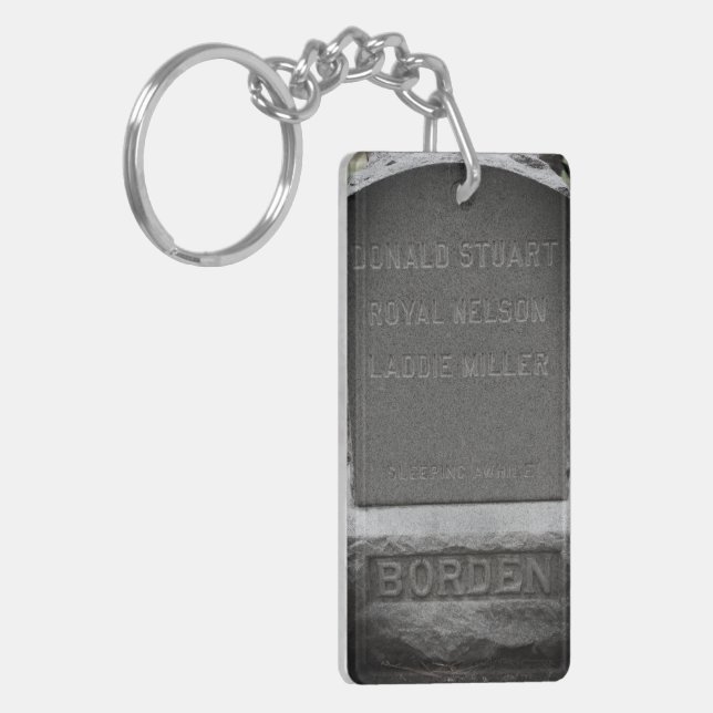 Lizzie Borden Friedhof Kopfstein Schlüsselanhänger (Vorderseite links)