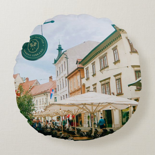Ljubljana Cityscape Rundes Kissen (Vorderseite)