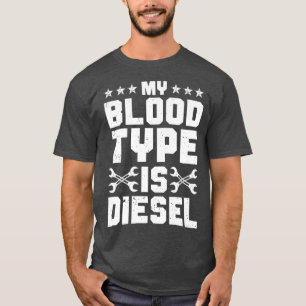 LKW-Zubehör für LKW-Fahrer & Diesel-Liebhaber T-Shirt
