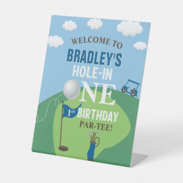 Loch in einem Golf 1. Geburtstag Willkommen Sockelschild