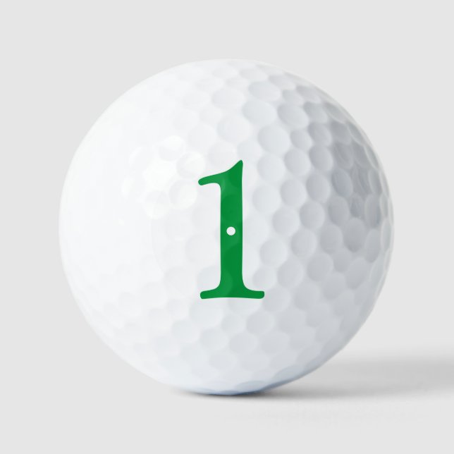 Loch in einem Golfball (Vorderseite)