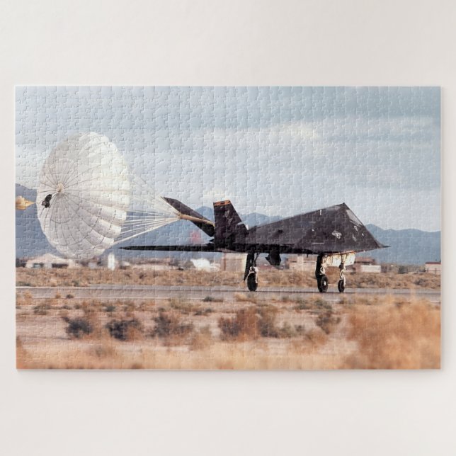 Lockheed F-117A Nighthawk – Tarnkappen-Kampfflugze (Horizontal)