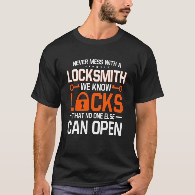 Locksmith Lock Picker Key Maker Technician Locksmi T-Shirt (Vorderseite)