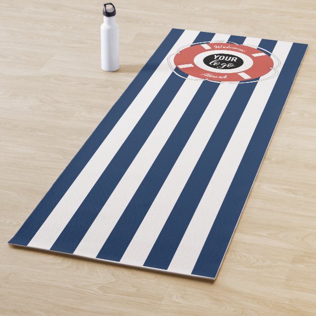 Logo auf dem Schiff mit blauem Streifen Yogamatte (Beispiel)