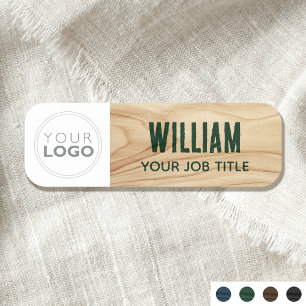 Logo de l'entreprise sur badge en bois rustique ve