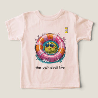 Logo de Pickleball amical avec personnage amusant