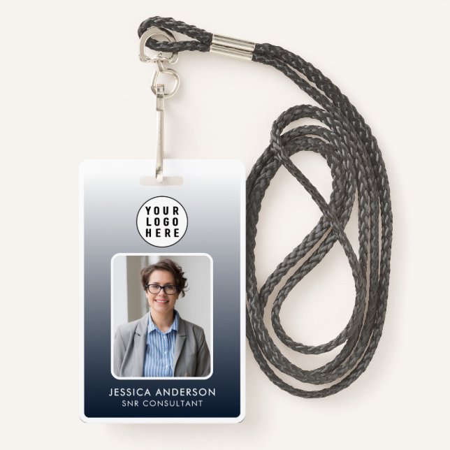 Logo des Employee Pass Foto | Navy Blue Gradient Ausweis (Vorderseite mit Schlüsselband)