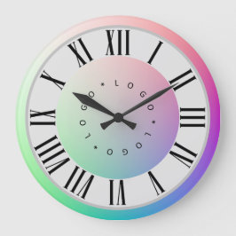 Logo-Foto Zwei Regenbogenscheiben Roman Numerale M Große Wanduhr