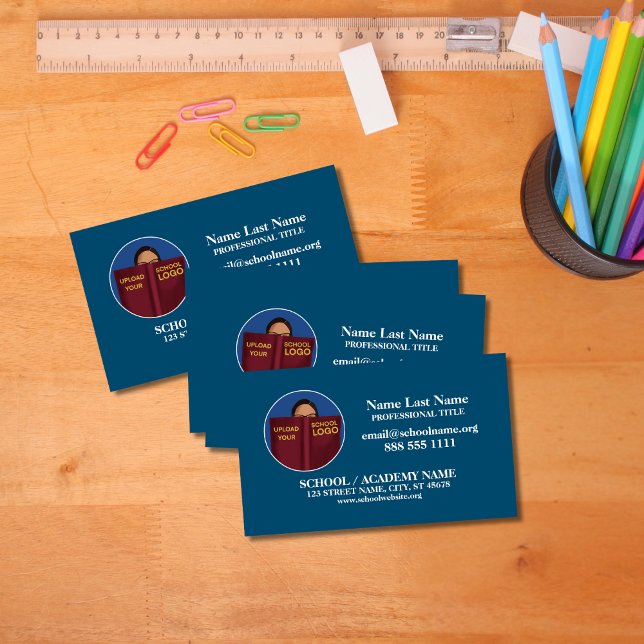 Logo für benutzerdefinierte Schulen | Berufliche V Visitenkarte (Von Creator hochgeladen)