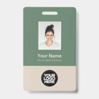 Logo für das Foto "Sage Green Beige Employee"