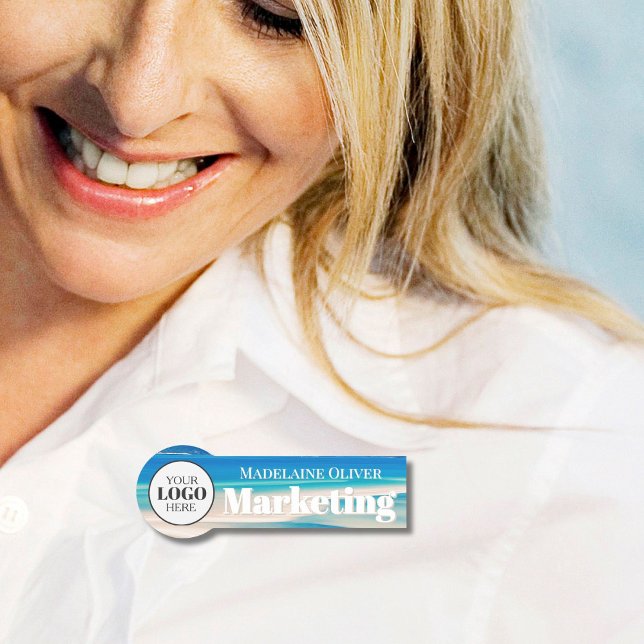 Logo für Mitarbeiter einfach Namensschild (Von Creator hochgeladen)