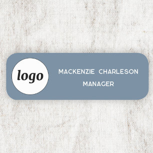 Logo Mitarbeiter Dusty Blue Business Namensschild