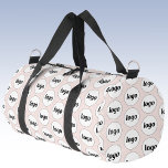 Logo-Muster Werbeaktion für Unternehmen Rosa pink Duffle Bag<br><div class="desc">Fügen Sie diesem Design Ihr eigenes Logo hinzu. Minimalistisch und beruflich. Ideal für ein Werbeprodukt für Ihre Mitarbeiter,  Mitarbeiter,  Kunden und Kunden. Ideal für Messe-,  Reise-,  Firmen- oder Sportveranstaltungen und Geschenke. Weitere Versionen finden Sie in der Auflistung.</div>