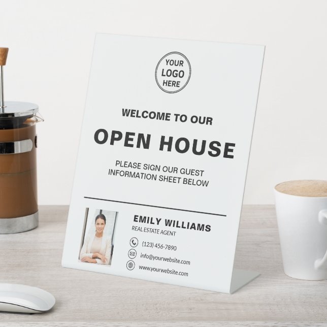 Logo "Open House Real Anwesen" Sockelschild (In SItu)