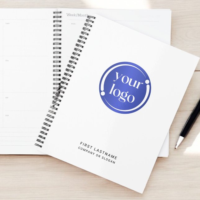 Logo professionnel simple et moderne avec nom (Créateur téléchargé)