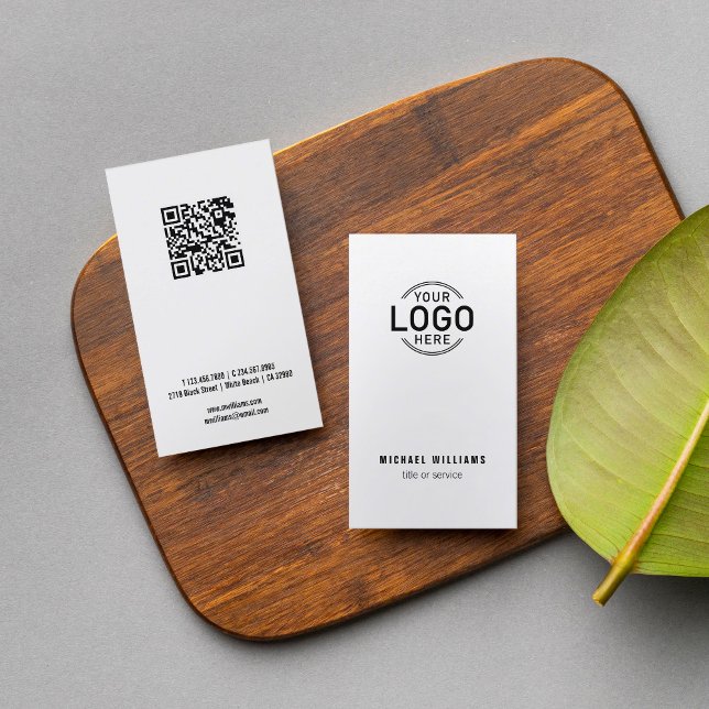 Logo QR Code Minimalistisch Modern White Custom Visitenkarte (Von Creator hochgeladen)