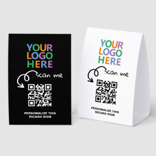 Logo-QR-Code und Text individuell angepasst Tischaufsteller