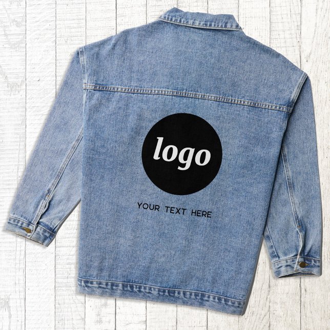 Logo simple avec texte commercial promotionnel (Simple logo with custom text business promotional branding denim jacket)