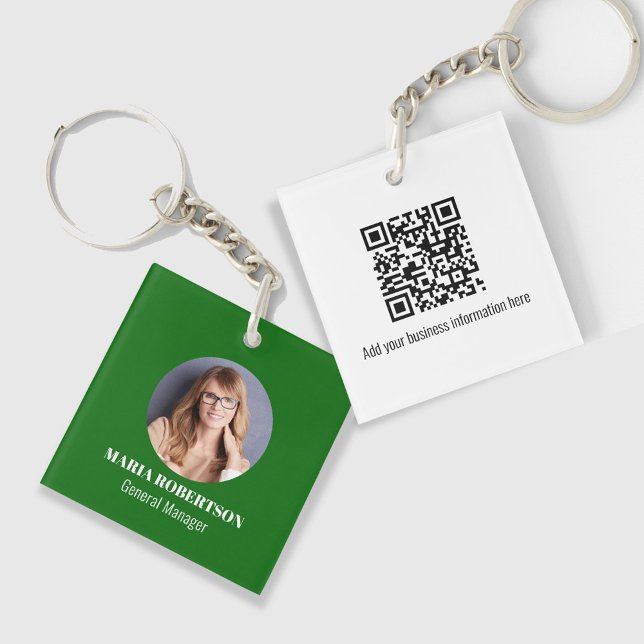 Logo Simple Minimaliste QR Code Vert (Green photo or logo keychain with QR code. Great for business professionals. )