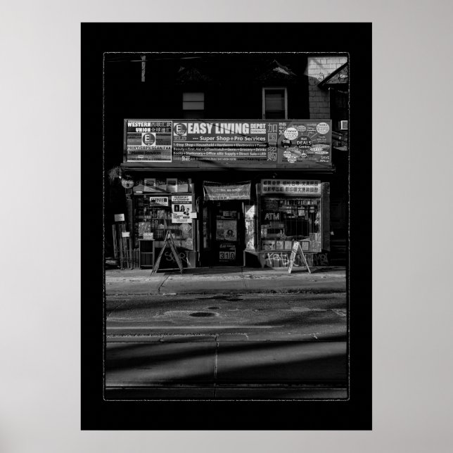 Lokaler Alles-Store Nr. 2 mit Grenzen Poster (Vorne)