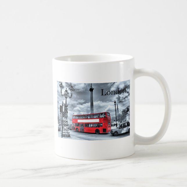 LONDON-BUS in Schwarzem u. im Weiß (St.K) Kaffeetasse (Rechts)