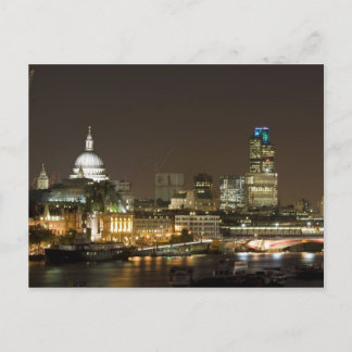 London, England bei der Nachtpostkarte Postkarte