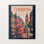 London England Reiseart Vintag<br><div class="desc">London Retro Vektor Reise Design. Vom Buckingham Palace über den Tower of London bis hin zu den Shows über die Themse River und West End bietet London eine dynamische Mischung aus Tradition und moderner Kultur.</div>