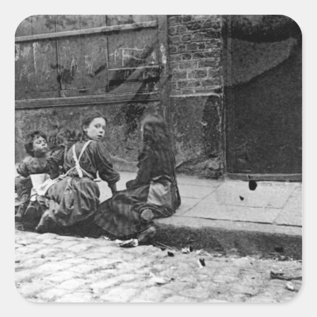 London Slums, Twine Court Quadratischer Aufkleber (Vorderseite)