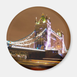 Londons Tower Bridge bei Nacht Magnet
