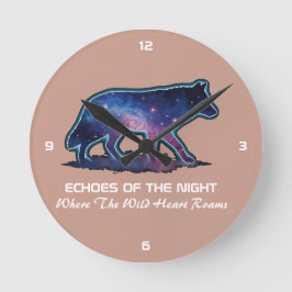 Lone Galaxy Wolf Silhouette (Echoes of the night)- Runde Wanduhr