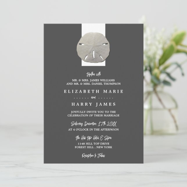 Lone Sand Dollar - Charcoal Gray - Beach Wedding Einladung (Stehend Vorderseite)