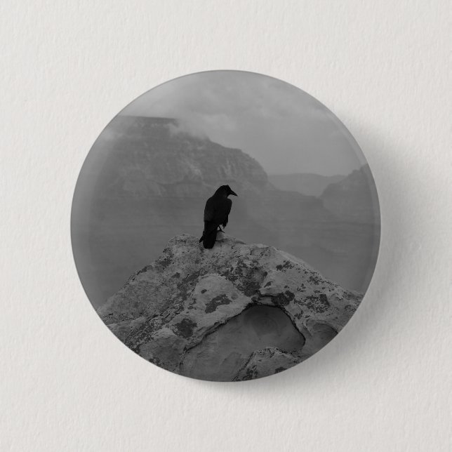 Lonely Raven Button (Vorderseite)